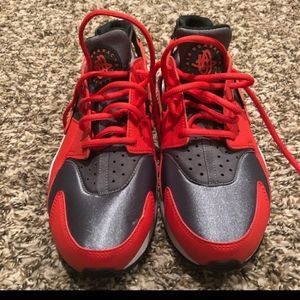 Womens Nike Huaraches